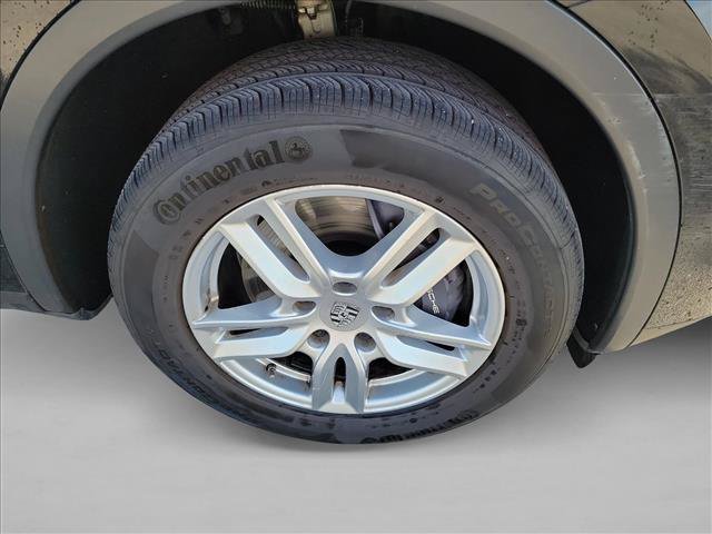 Used 2016 Porsche Cayenne AWD/4WD image 10