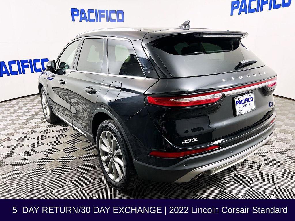 Used 2022 Lincoln Corsair AWD w/ Premium Package image 6