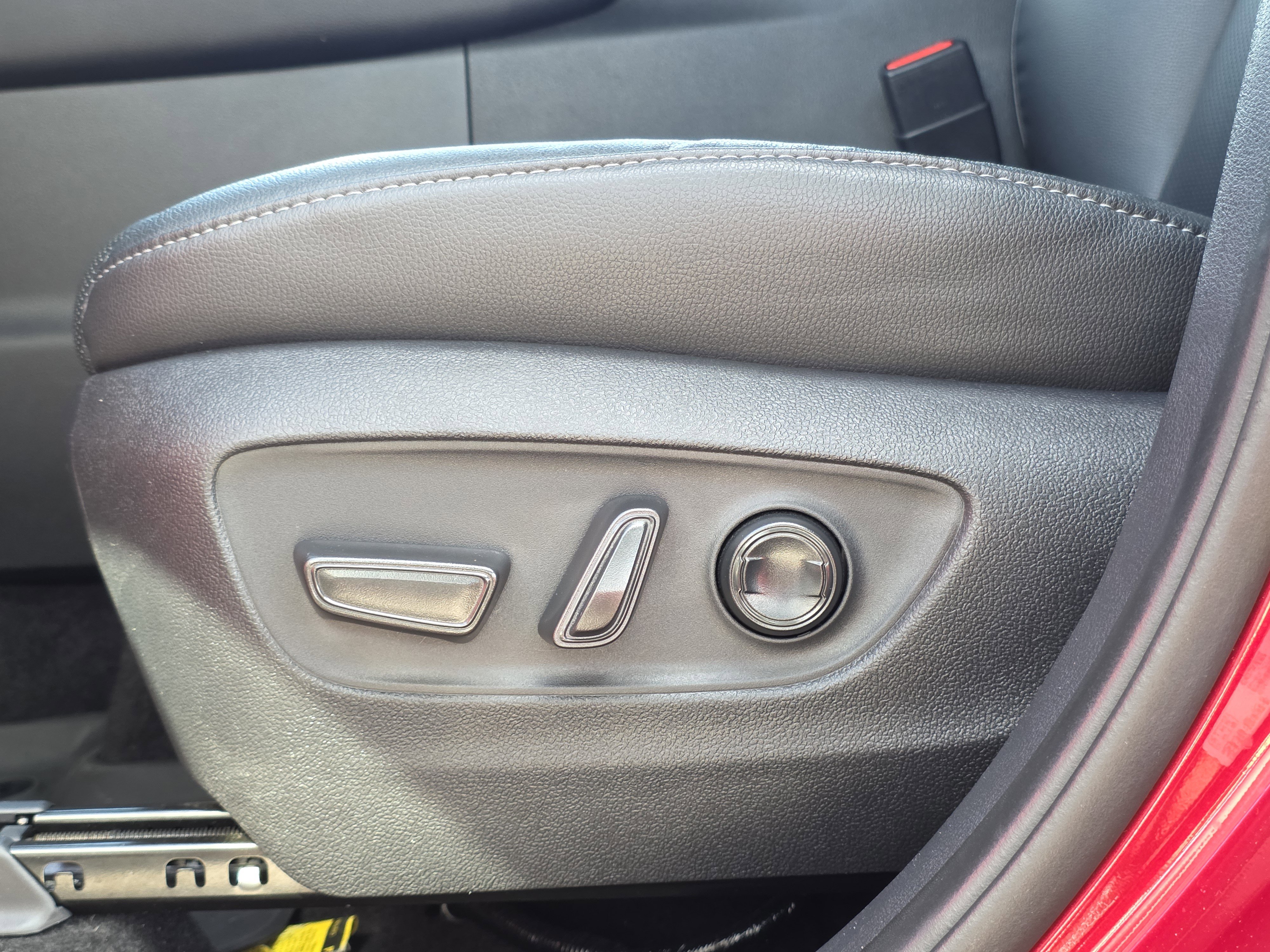 Used 2024 Toyota Grand Highlander Limited image 19