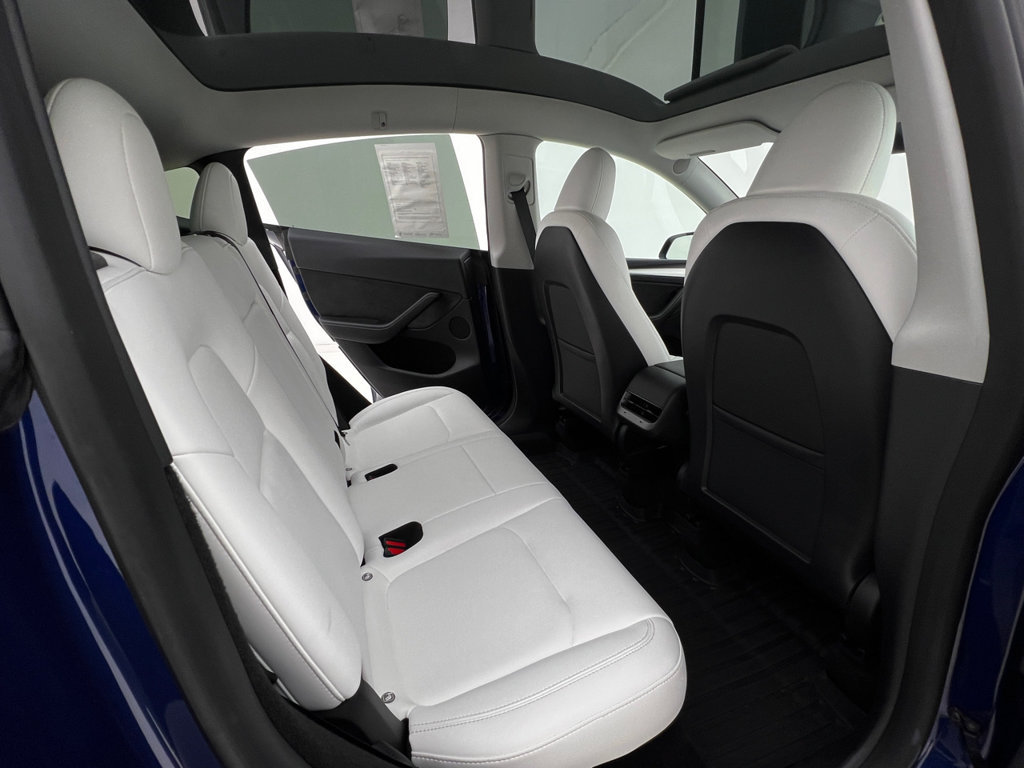 Used 2023 Tesla Model Y Long Range AWD/4WD image 15