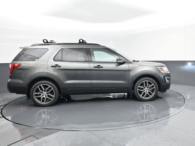 Used 2017 Ford Explorer Sport AWD/4WD image 4
