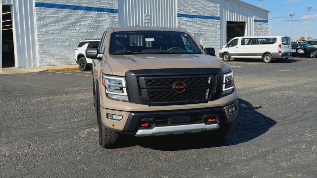 Used 2024 Nissan Titan PRO-4X w/ Pro-4x Utility Package image 3
