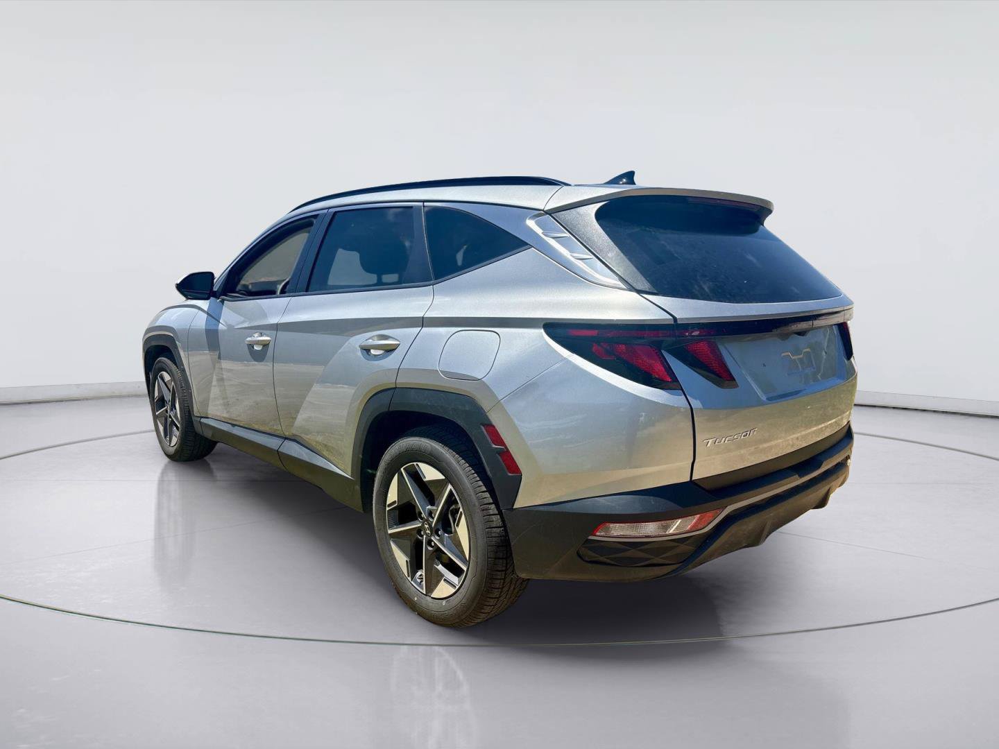 Used 2025 Hyundai Tucson SEL FWD image 3
