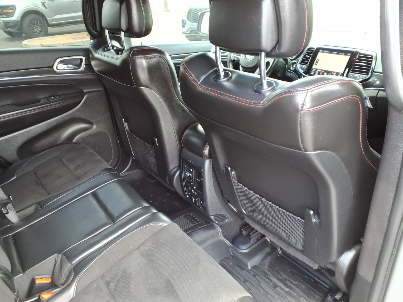 Used 2020 Jeep Grand Cherokee Trailhawk w/ Interior Metal Package AWD/4WD image 13