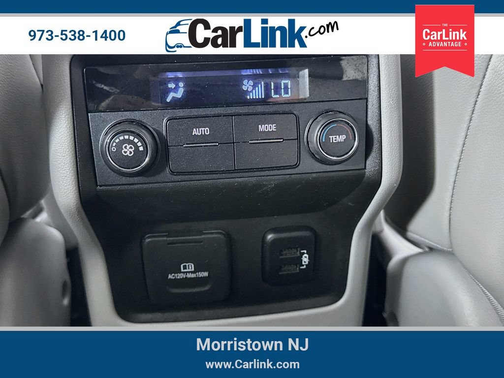Used 2018 GMC Acadia SLT w/ LPO, Cargo Package AWD/4WD image 30