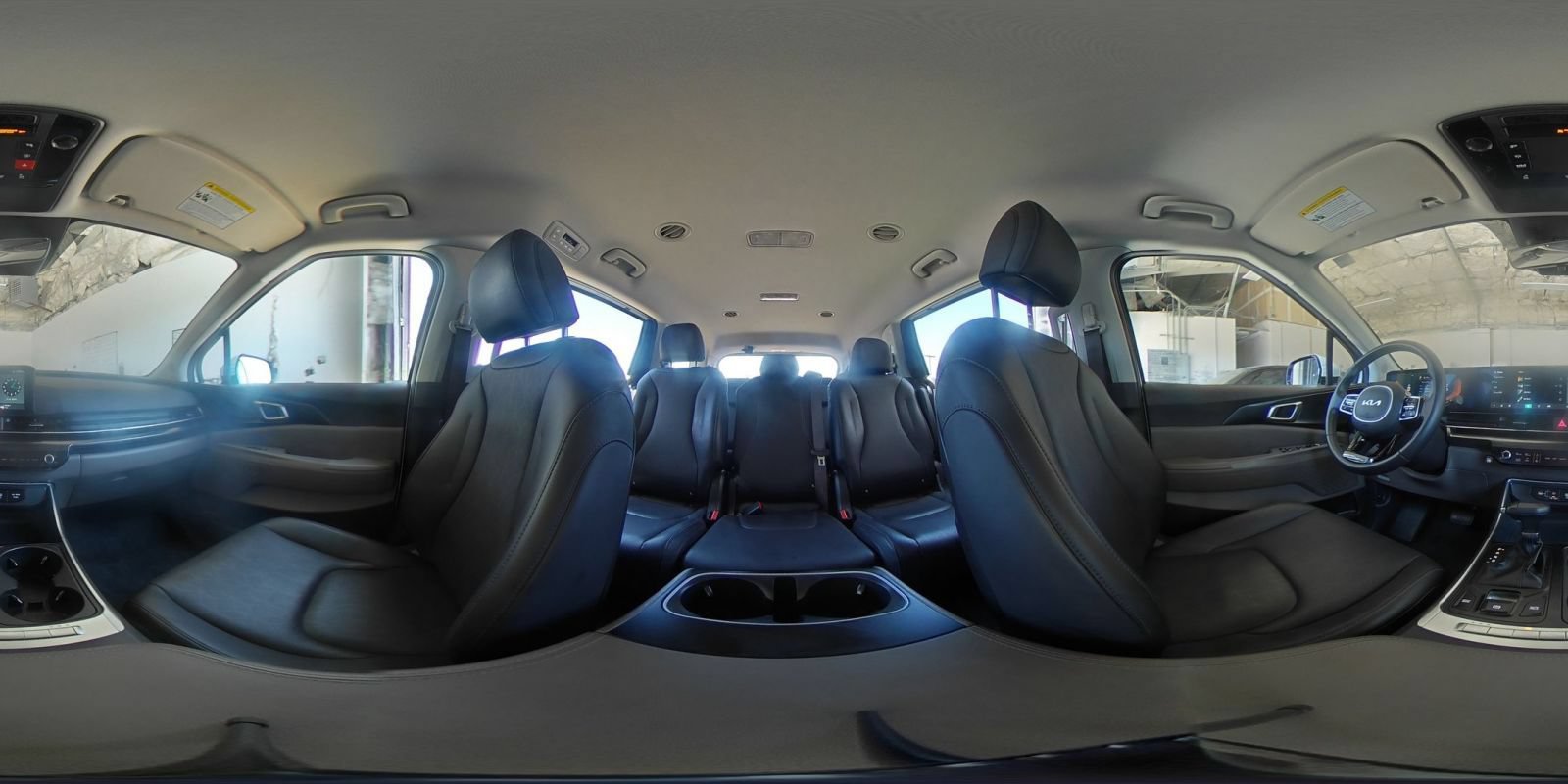 Used 2026 Kia Carnival FWD image 45
