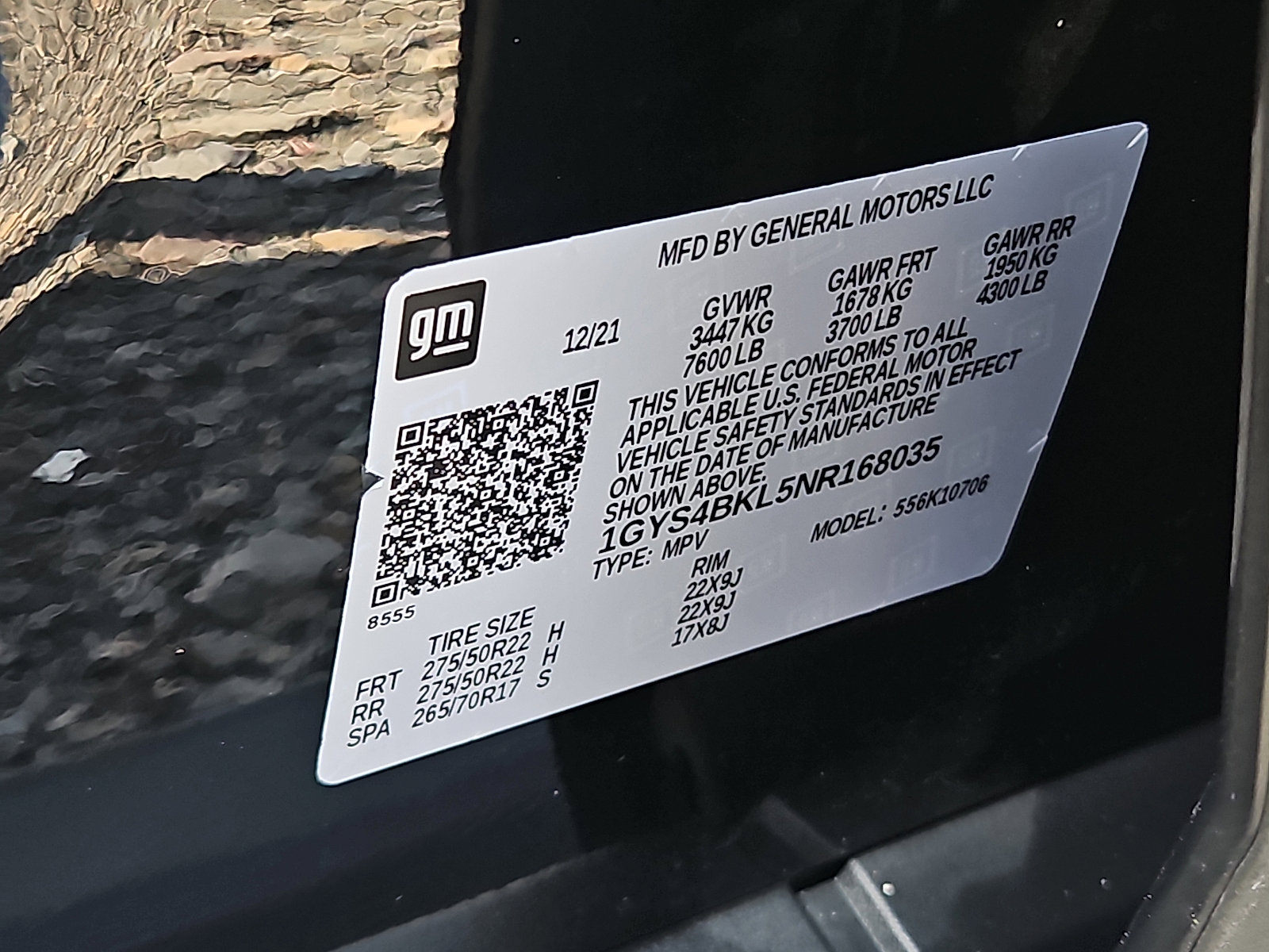 Used 2022 Cadillac Escalade Premium Luxury w/ LPO, Floor Liner Package image 27