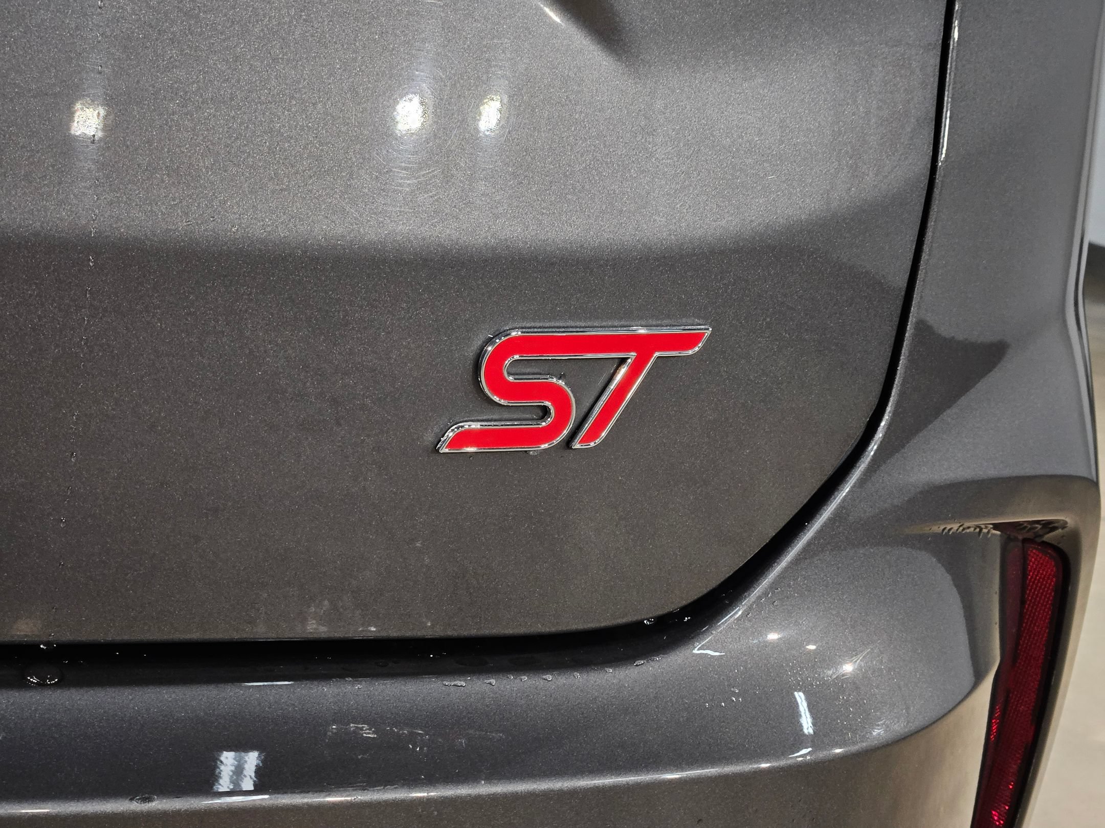 Used 2023 Ford Edge ST AWD/4WD image 37