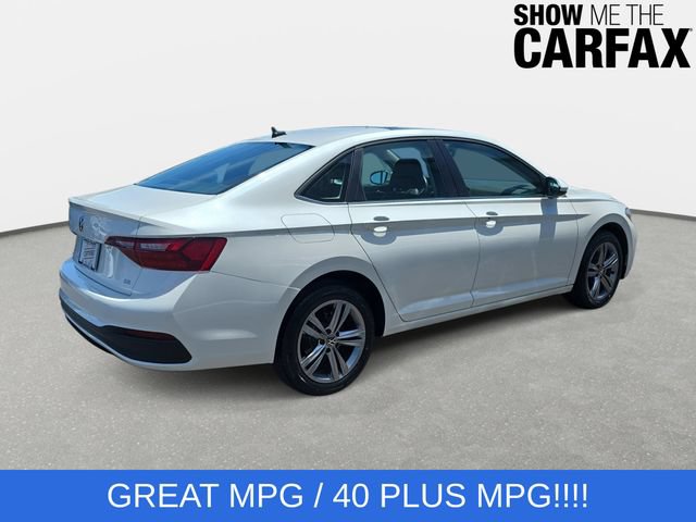 Used 2024 Volkswagen Jetta SE FWD image 4