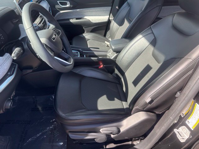 Used 2022 Jeep Compass Latitude FWD image 22