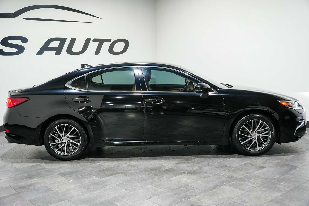 Used 2016 Lexus ES 350 w/ Navigation System Package FWD image 6