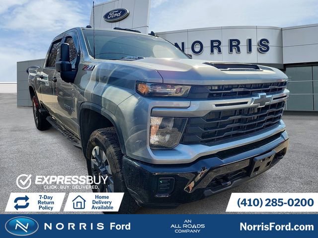 Used 2024 Chevrolet Silverado 2500 Custom w/ Custom Value Package image 1