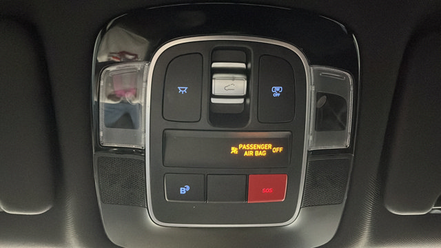 Used 2025 Hyundai Santa Cruz SEL AWD/4WD image 33
