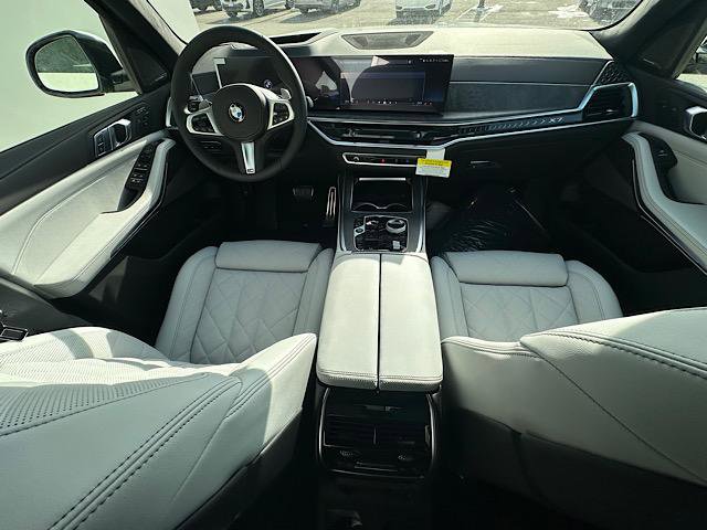 New 2026 BMW X7 xDrive40i w/ Executive Package image 6