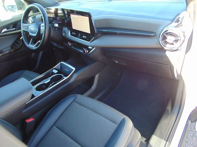 Used 2025 Chevrolet Equinox LT w/ Convenience Package II image 25