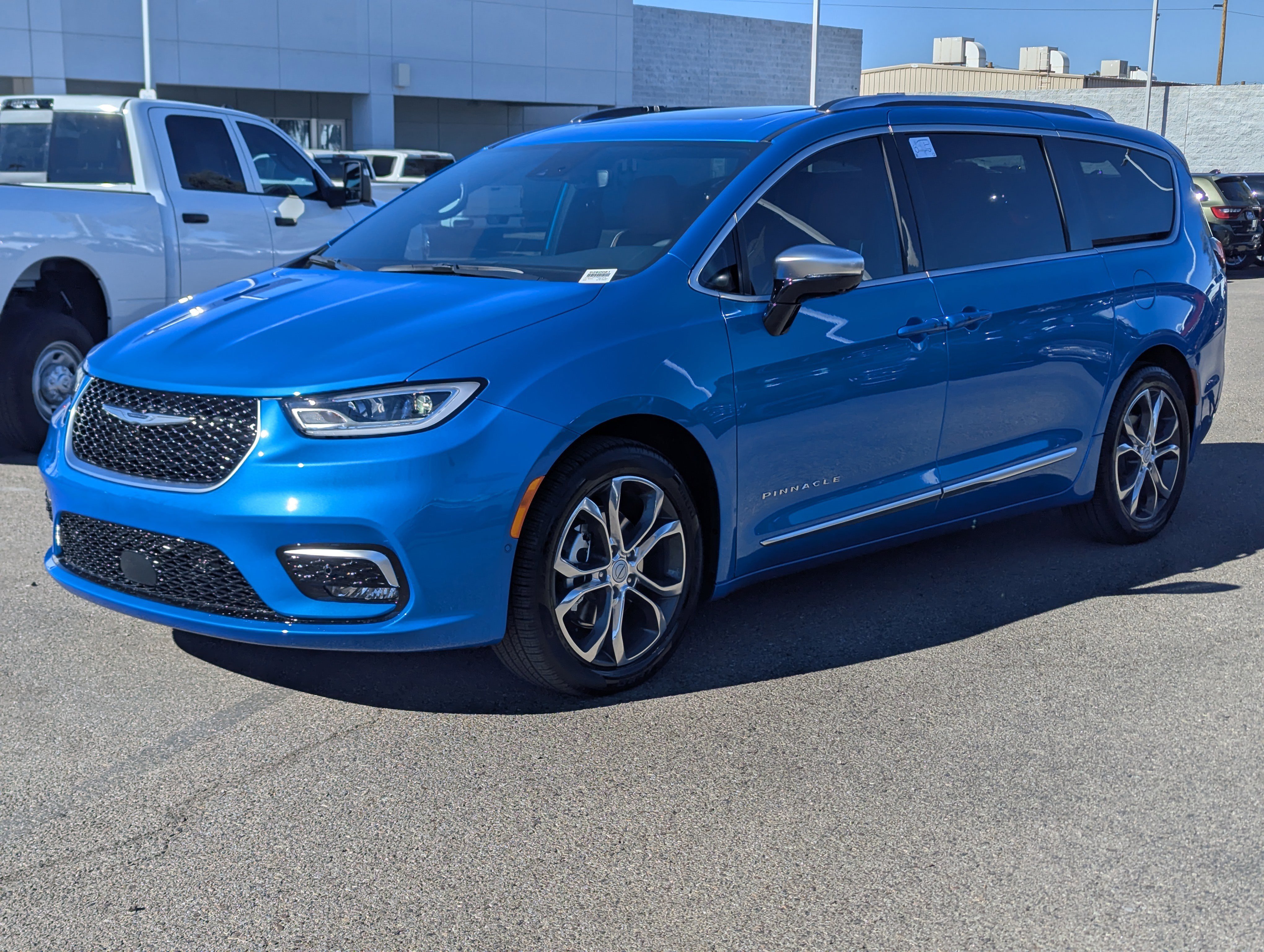 New 2026 Chrysler Pacifica Pinnacle image 5