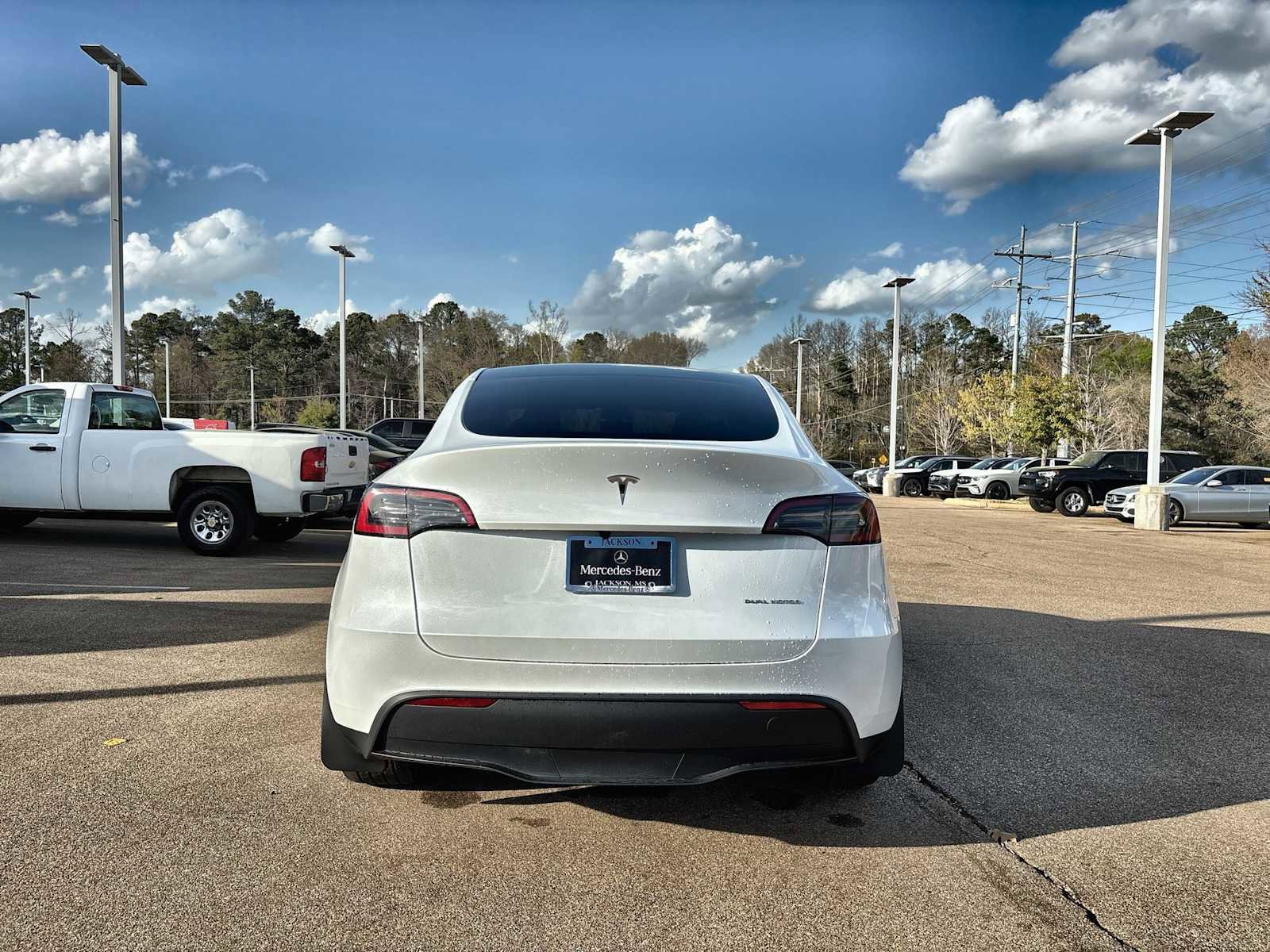 Used 2024 Tesla Model Y Long Range image 7