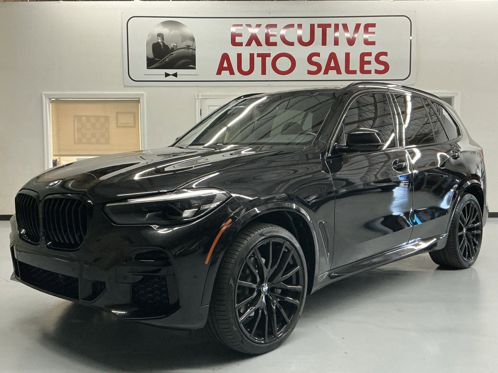 Used 2022 BMW X5 sDrive40i w/ M Sport Package