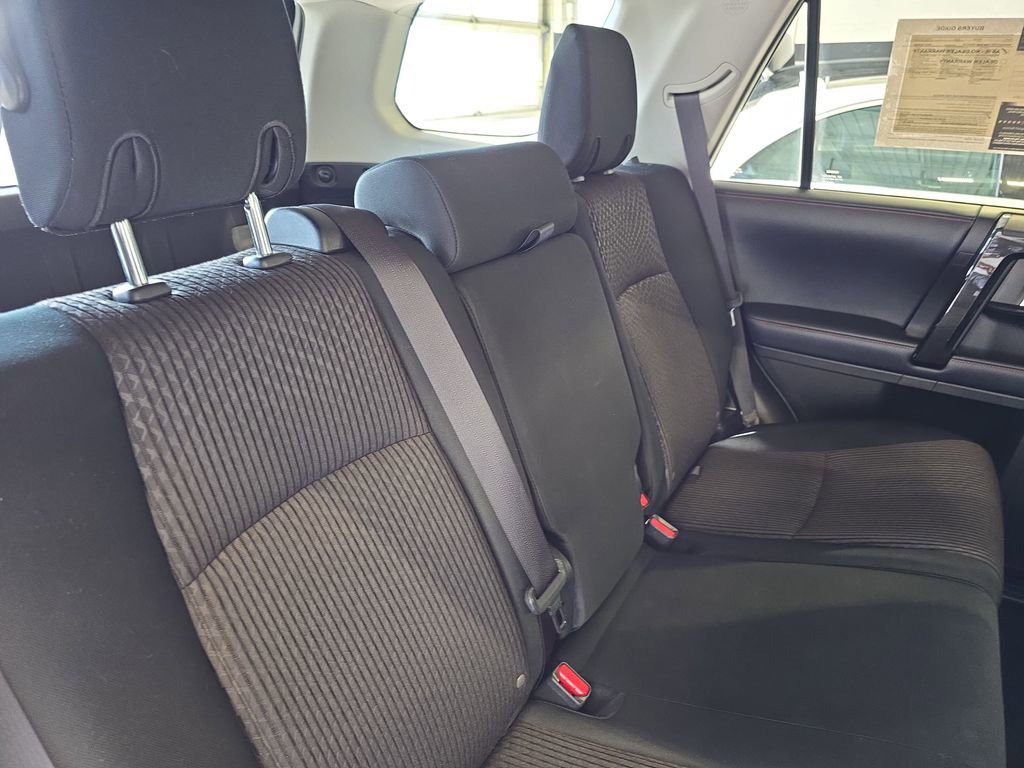 Used 2018 Toyota 4Runner TRD Off-Road image 13