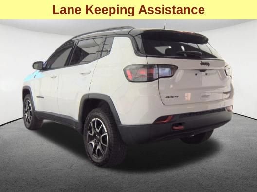 Used 2025 Jeep Compass Trailhawk w/ Trailhawk Elite Group AWD/4WD image 8
