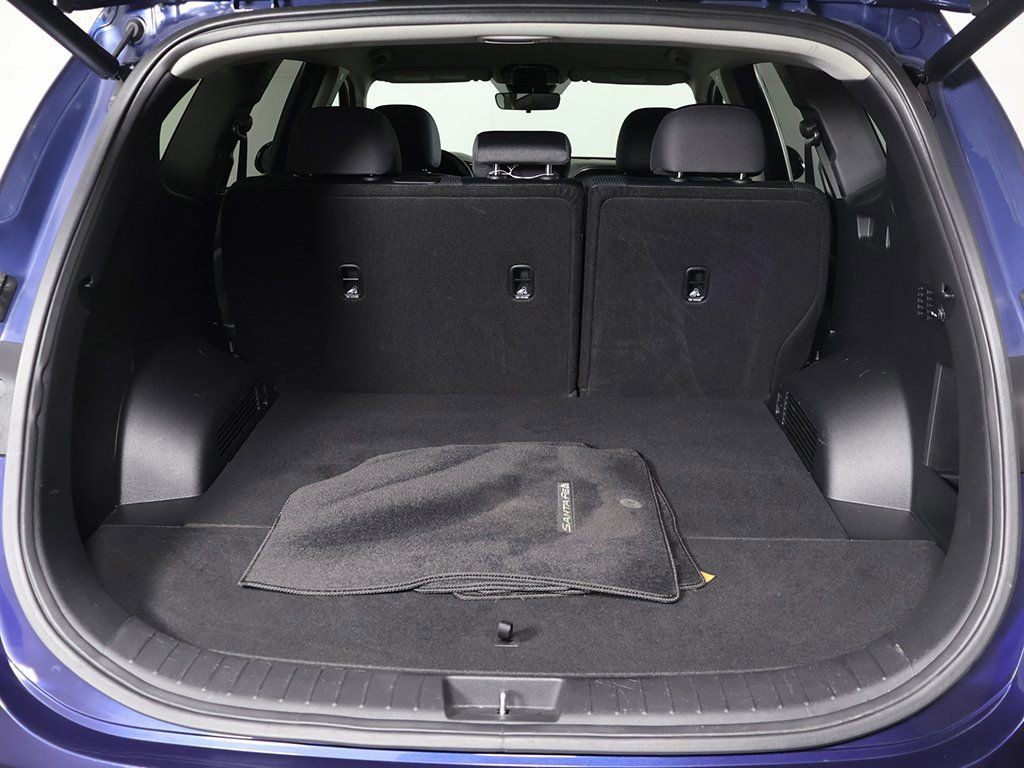 Certified 2023 Hyundai Santa Fe SEL image 16