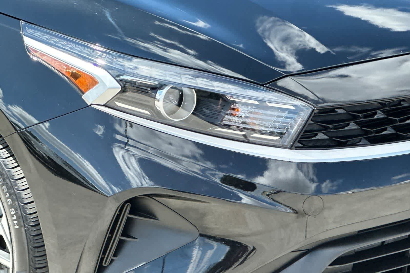 Used 2023 Kia Forte LXS FWD image 31