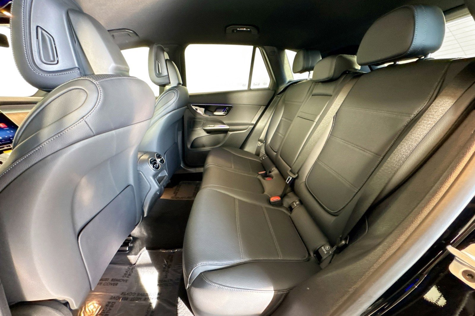 Certified 2025 Mercedes-Benz GLC 300 image 22