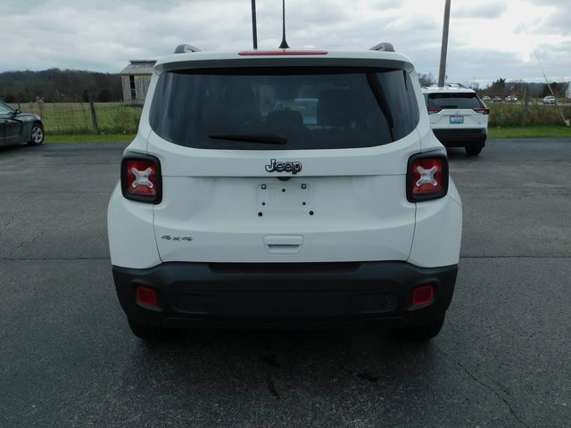 Used 2023 Jeep Renegade Latitude w/ Premium Group image 8