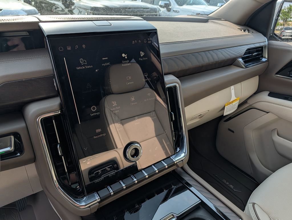 New 2026 GMC Yukon Denali AWD/4WD image 18
