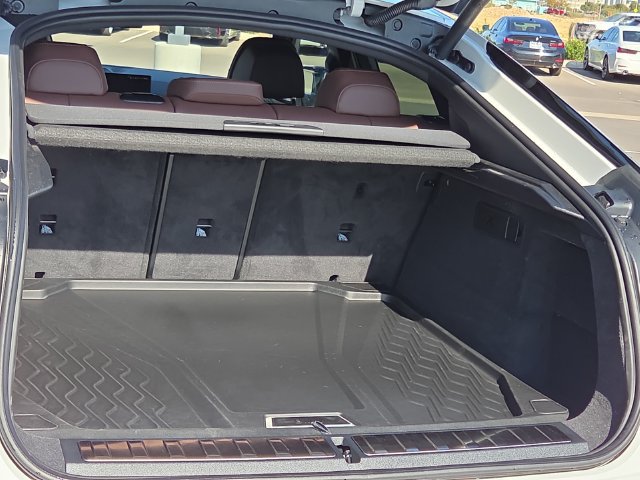 New 2027 BMW X6 M60i AWD/4WD image 9