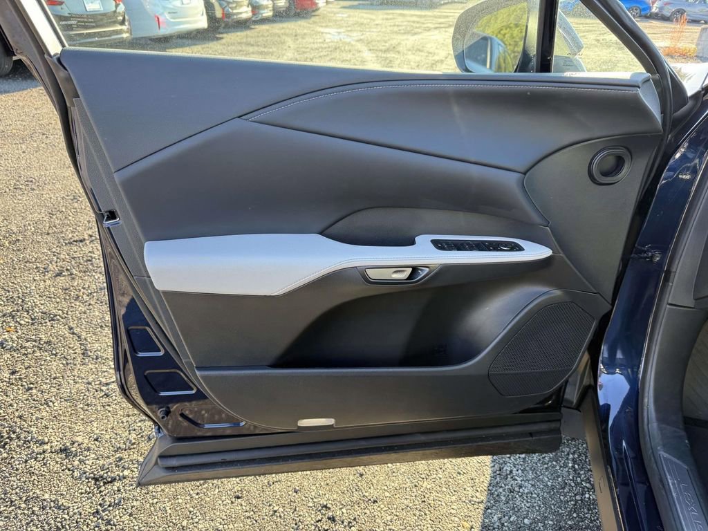 Used 2023 Lexus RX 350 Premium image 12