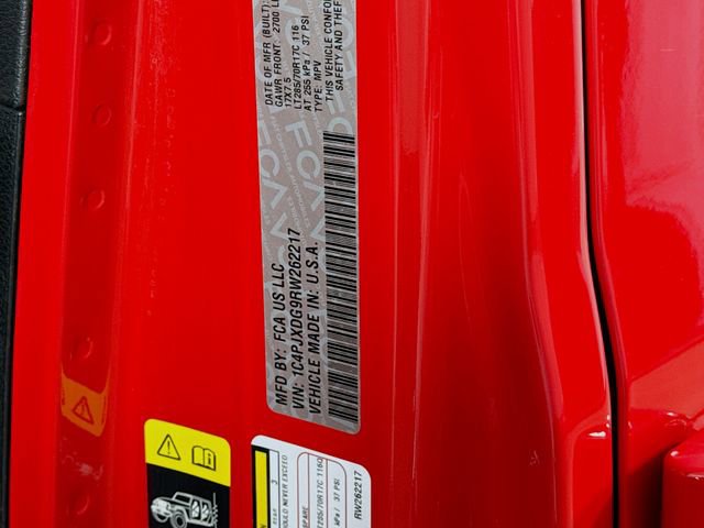 Used 2024 Jeep Wrangler Willys image 28