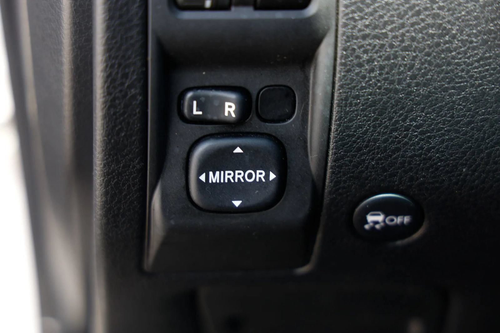 Used 2011 Subaru Impreza 2.5i Premium w/ PWR Moonroof Value Pkg AWD/4WD image 36