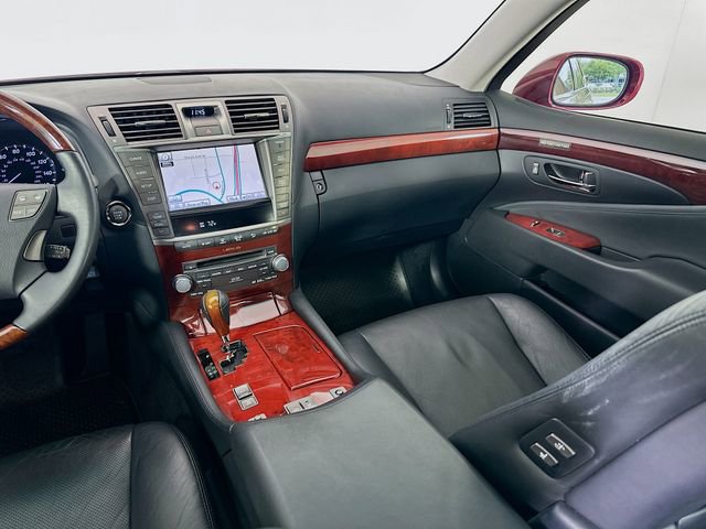 Used 2012 Lexus LS 460 w/ Luxury Value Edition RWD image 25