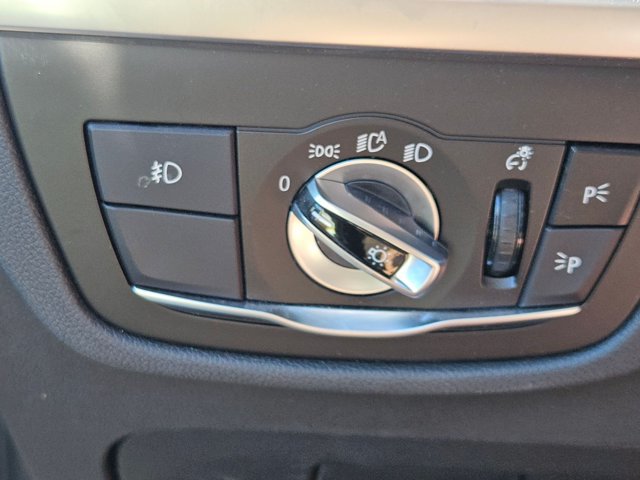 Used 2019 BMW X3 sDrive30i w/ Driving Assistance Package RWD image 9