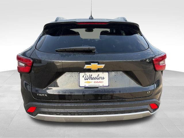 New 2026 Chevrolet Trax LT w/ Driver Confidence Package FWD image 4