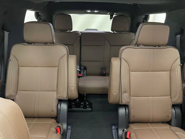 New 2026 Chevrolet Tahoe High Country w/ Sun And Tow Package AWD/4WD image 14
