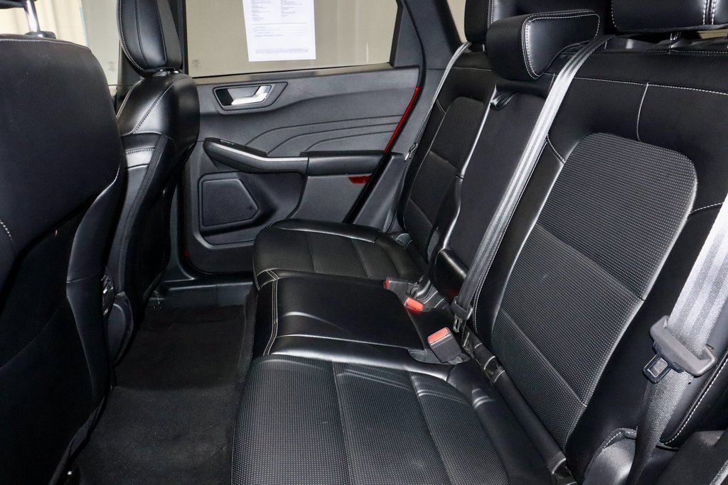 Used 2024 Ford Escape Platinum image 24