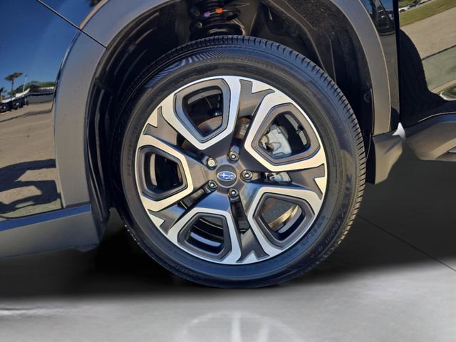 Certified 2025 Subaru Ascent Limited w/ Popular Package #1 image 29