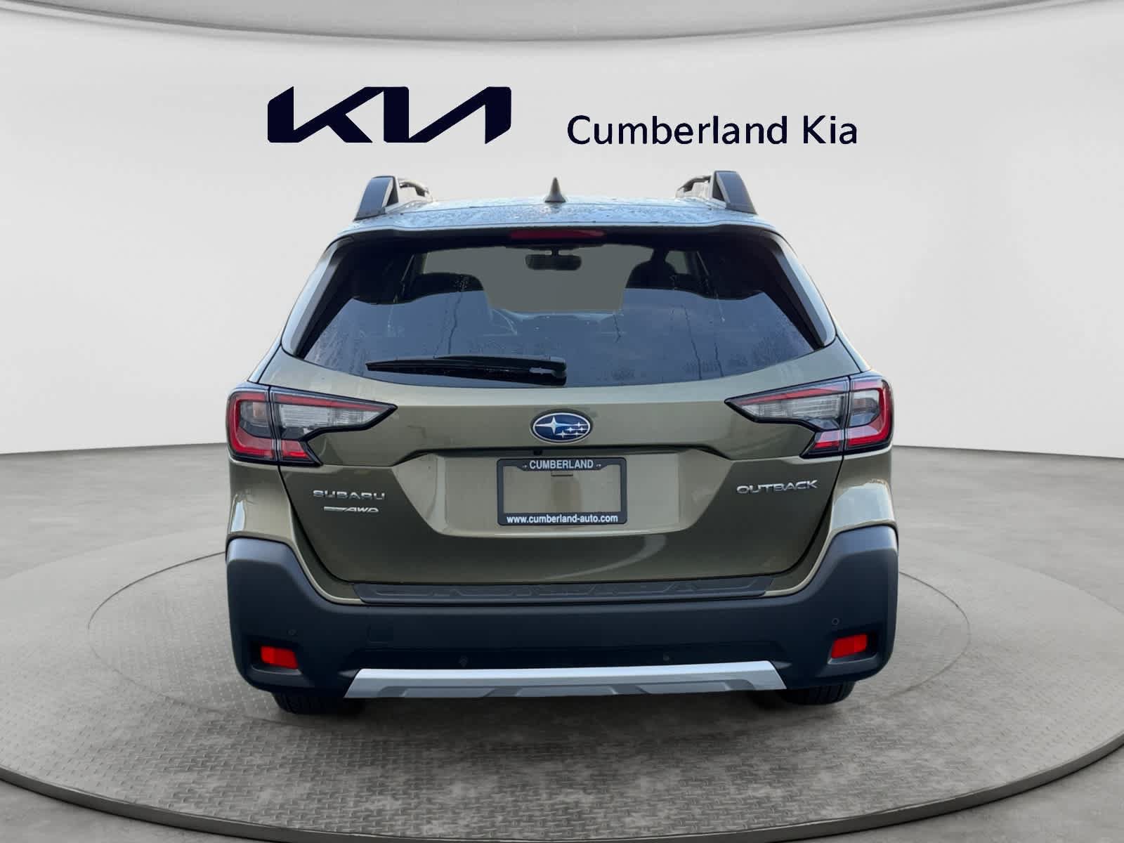 Used 2024 Subaru Outback Limited AWD/4WD image 4
