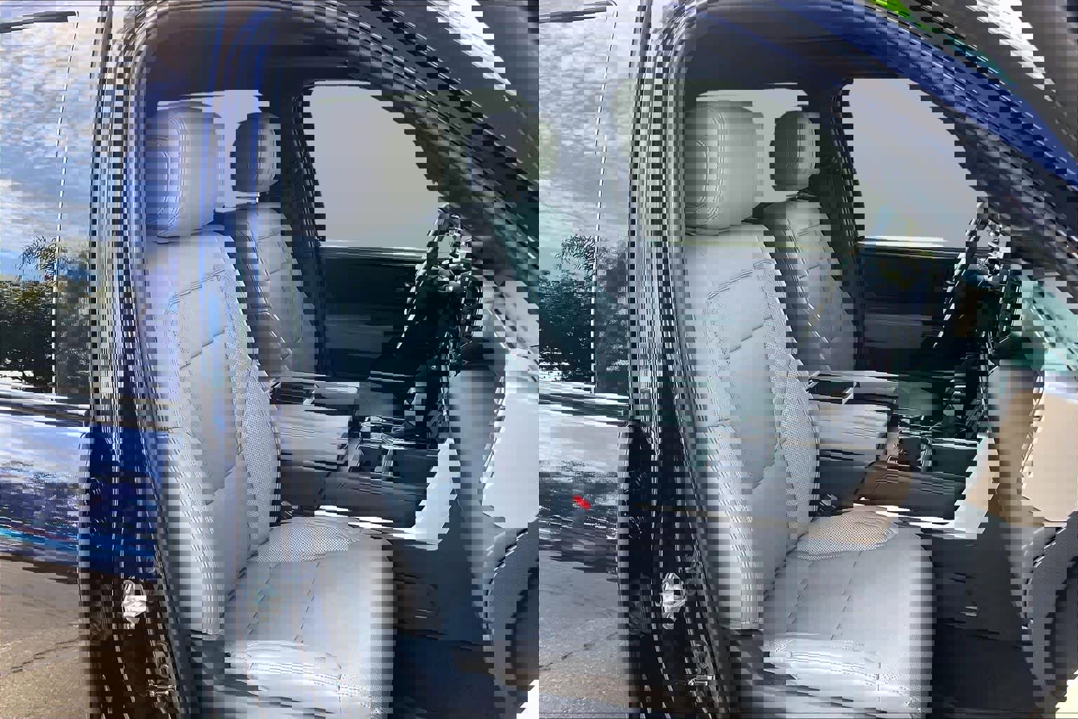 Used 2025 Toyota Tundra Limited image 8