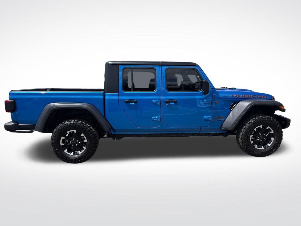 Used 2024 Jeep Gladiator Rubicon w/ Technology Group AWD/4WD image 8