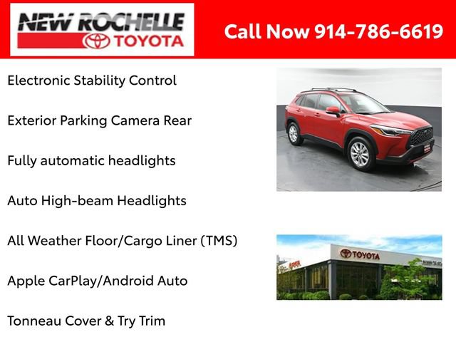 Certified 2022 Toyota Corolla Cross LE w/ Moonroof Package AWD/4WD image 12