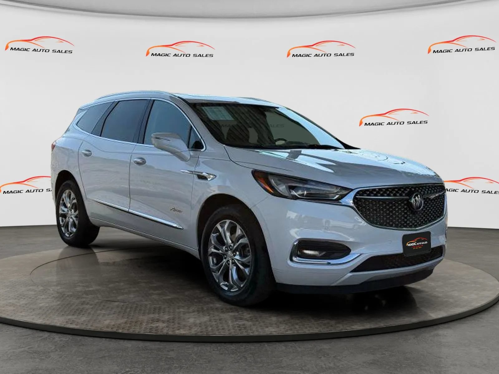 Used 2021 Buick Enclave Avenir w/ Avenir Technology Package AWD/4WD image 4