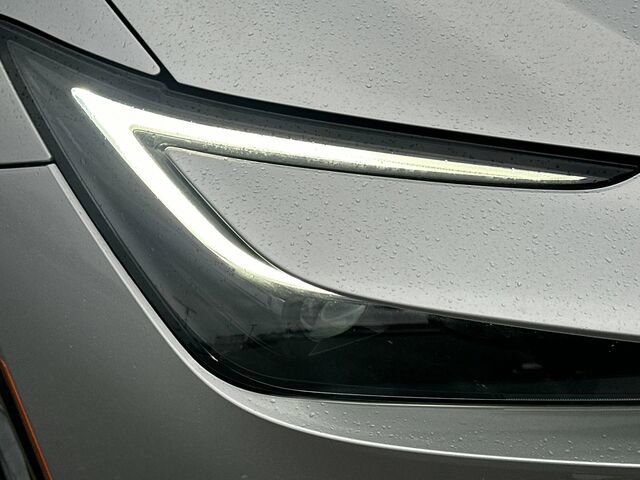 Used 2024 Toyota Prius XLE image 31