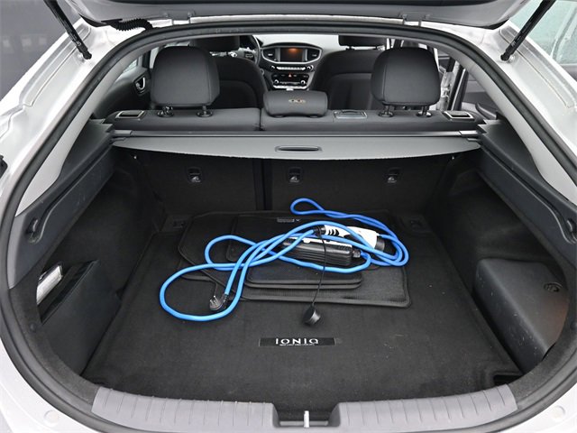 Used 2019 Hyundai Ioniq Plug-In Hybrid image 6