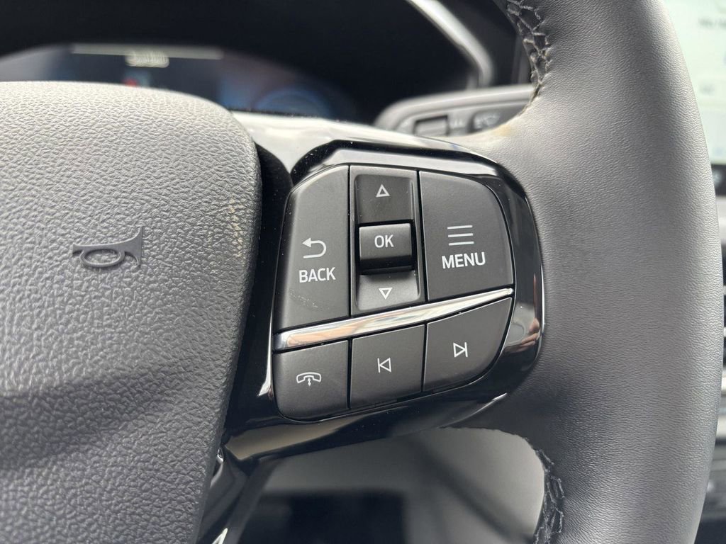 New 2026 Ford Escape Platinum w/ Premium Technology Package image 26