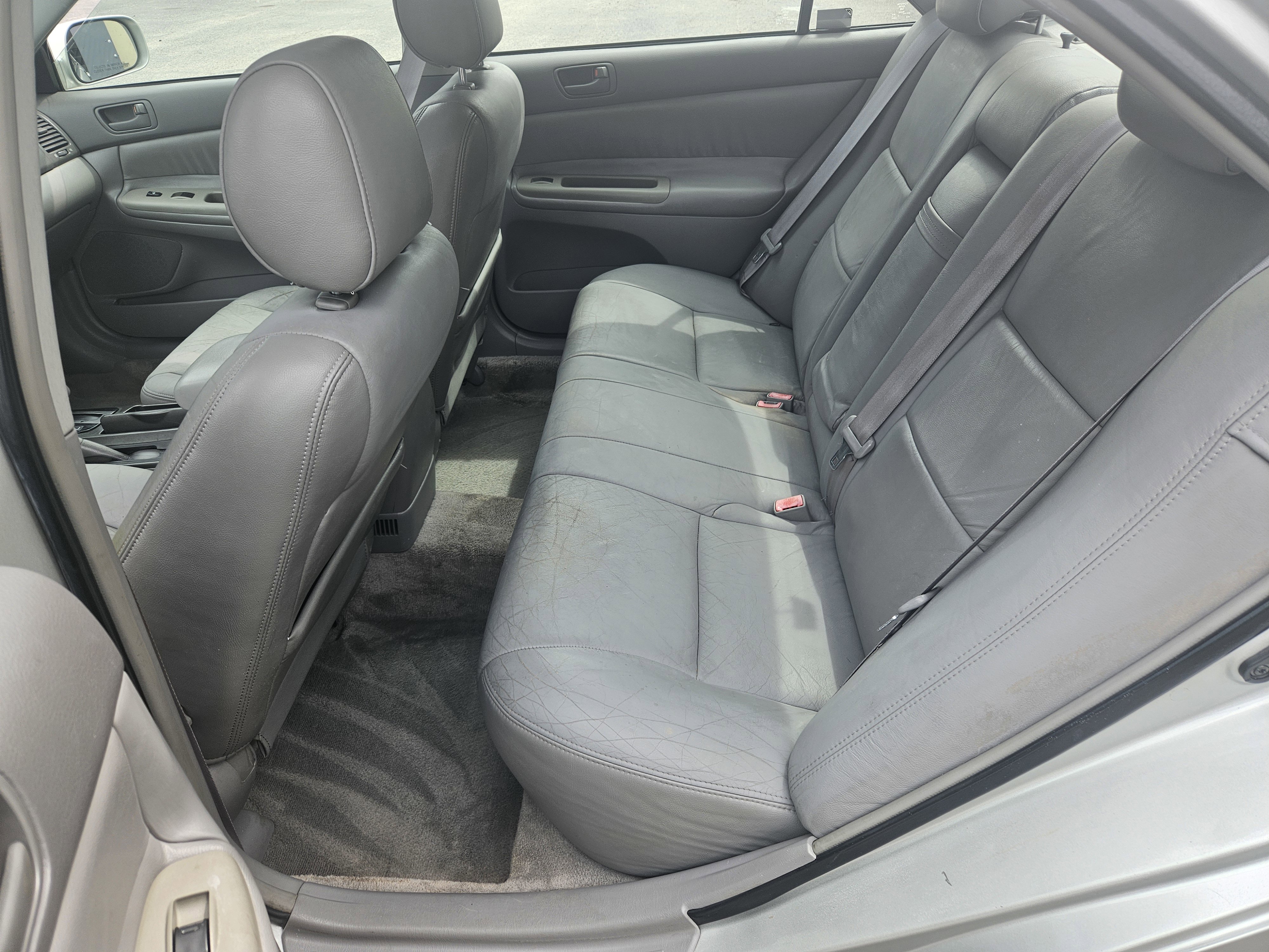 Used 2002 Toyota Camry LE FWD image 14