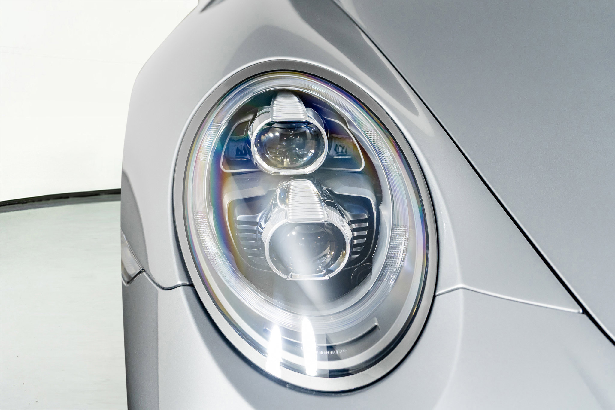 Used 2017 Porsche 911 Turbo S image 23