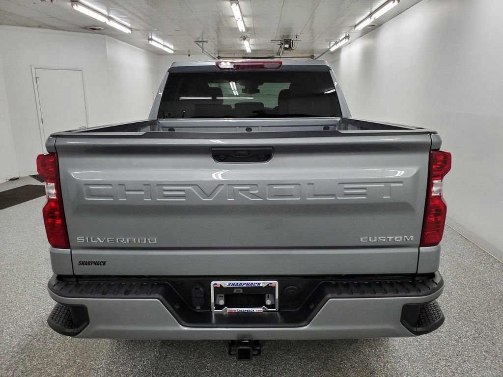 Used 2024 Chevrolet Silverado 1500 Custom image 5